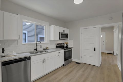 Tiny photo for 54 E Stevens Street, Newark, OH 43055 (MLS # 226003285)