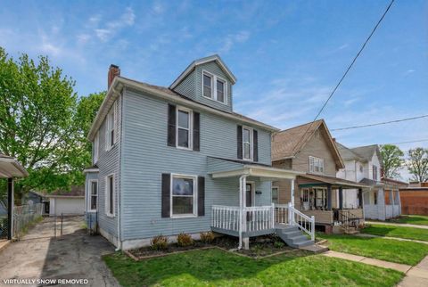 Tiny photo for 54 E Stevens Street, Newark, OH 43055 (MLS # 226003285)