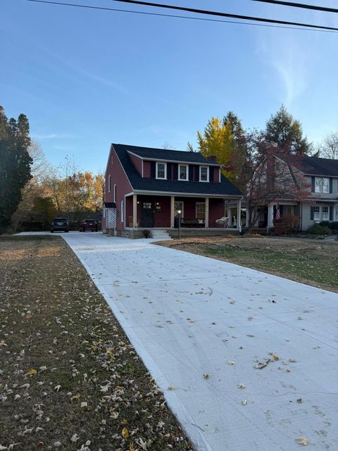 Photo of 979 Granville Road, Newark, OH 43055 (MLS # 225042231)