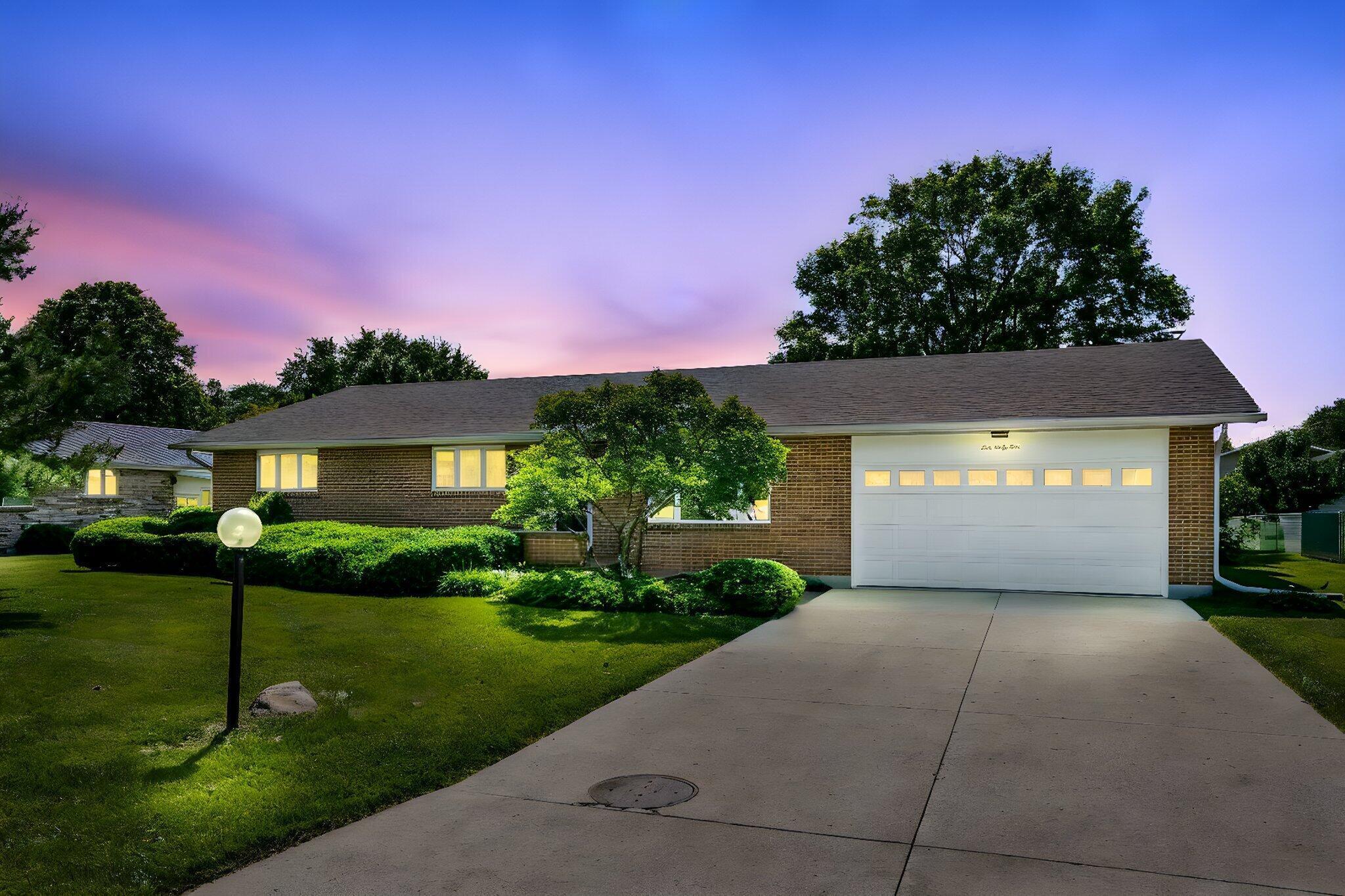 565 Mayfield Drive, Marion, Ohio image 1