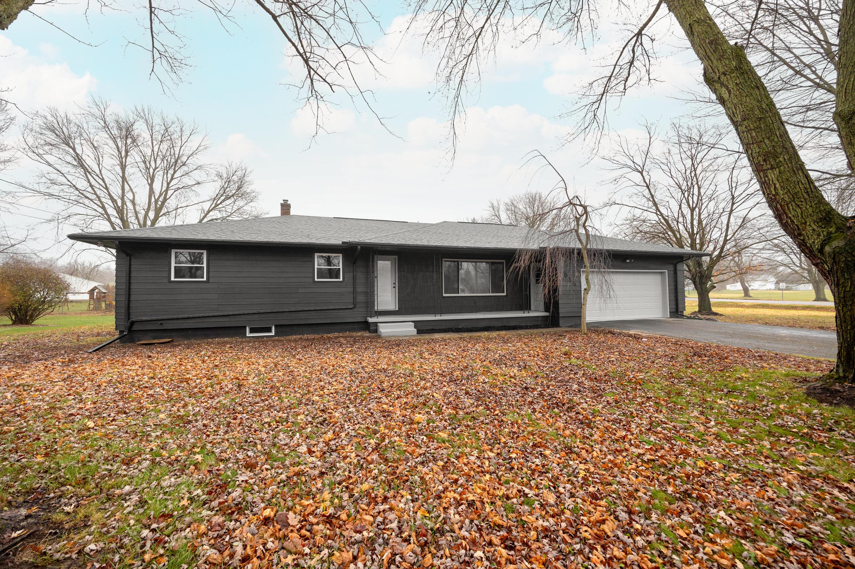 556 Siesta Drive, Marion, Ohio image 2