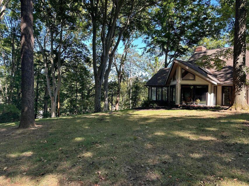 1161 Sycamore Drive, Lancaster, Ohio image 4