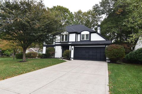 Photo of 990 Venetian Way, Columbus, OH 43230 (MLS # 226011769)