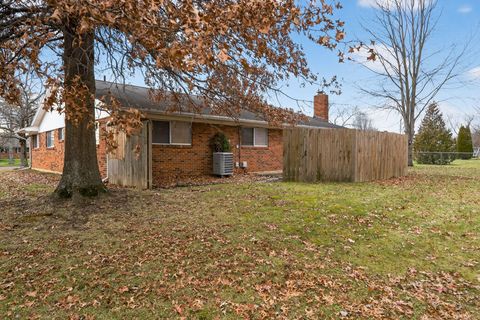 Tiny photo for 636 E Schrock Road, Westerville, OH 43081 (MLS # 225046229)