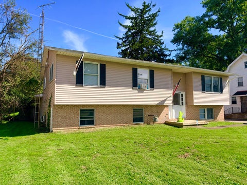 Photo of 988 Mount Vernon Road, Newark, OH 43055 (MLS # 226036757)