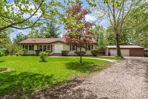 Photo of 275 N Parkway Drive, Delaware, OH 43015 (MLS # 226014615)
