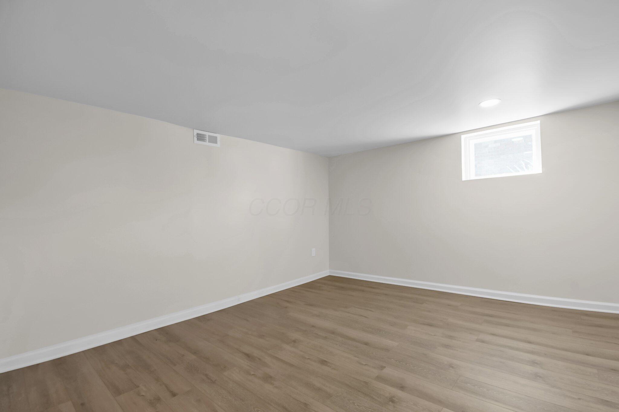 104 S Warren Avenue, Columbus, Ohio image 22