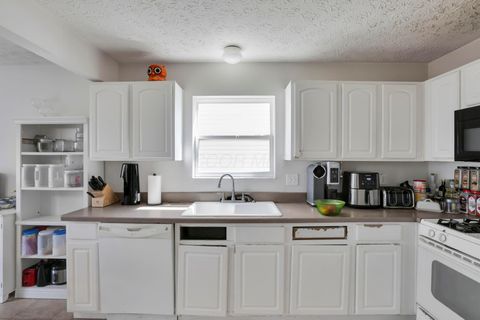 Tiny photo for 2134 Exemplar Court, Grove City, OH 43123 (MLS # 226013550)