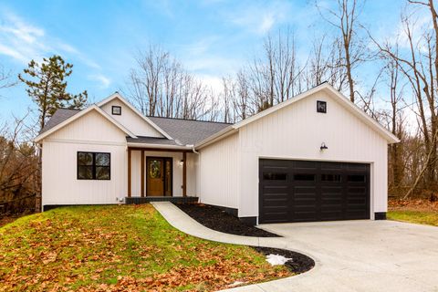 Tiny photo for 210 Woodlawn Circle LOT #435, Howard, OH 43028 (MLS # 225046219)
