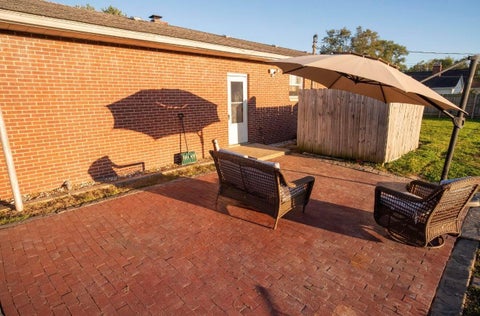 Tiny photo for 3419 Lewis Road, Columbus, OH 43207 (MLS # 226038212)