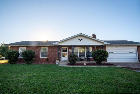 Tiny photo for 3419 Lewis Road, Columbus, OH 43207 (MLS # 226038212)