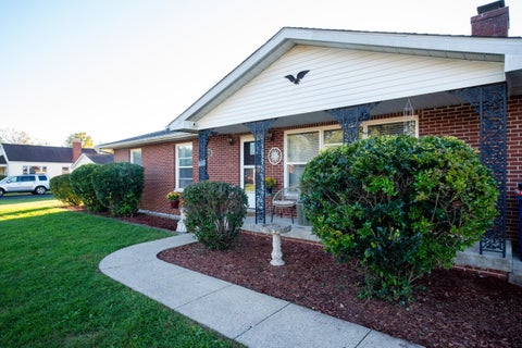 Tiny photo for 3419 Lewis Road, Columbus, OH 43207 (MLS # 226038212)