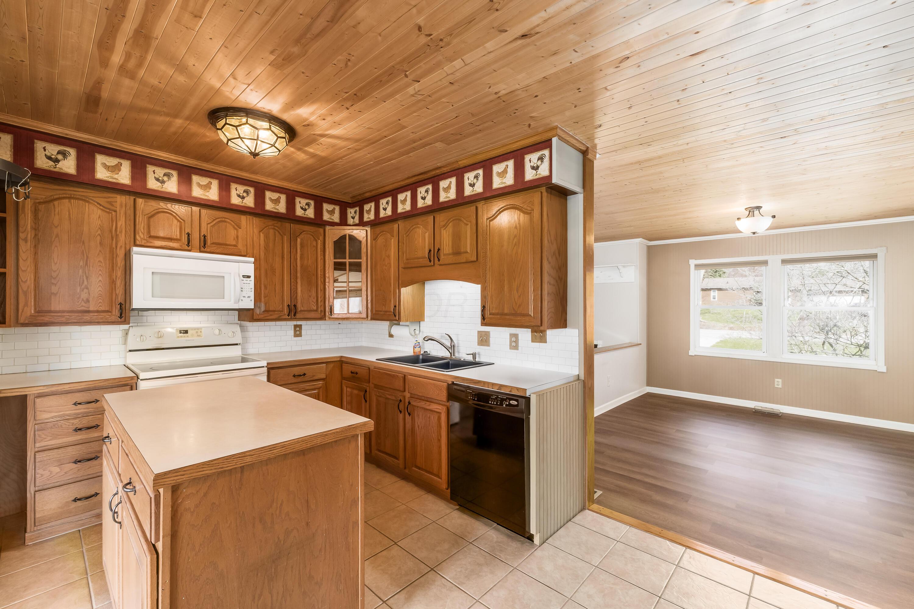 5213 Deeds Road, Pataskala, Ohio image 18