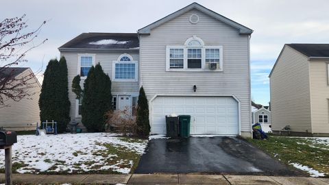 Photo of 5316 Prater Drive, Groveport, OH 43125 (MLS # 225045889)