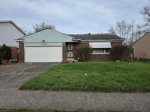 Photo of 1588 Marina Drive, Columbus, OH 43219 (MLS # 226010179)