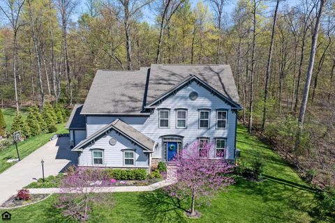 Photo of 8190 Clark State Court, Blacklick, OH 43004 (MLS # 225013776)