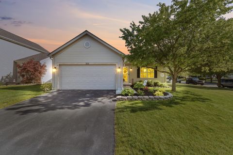 Photo of 303 Moss Court, Marysville, OH 43040 (MLS # 226015506)
