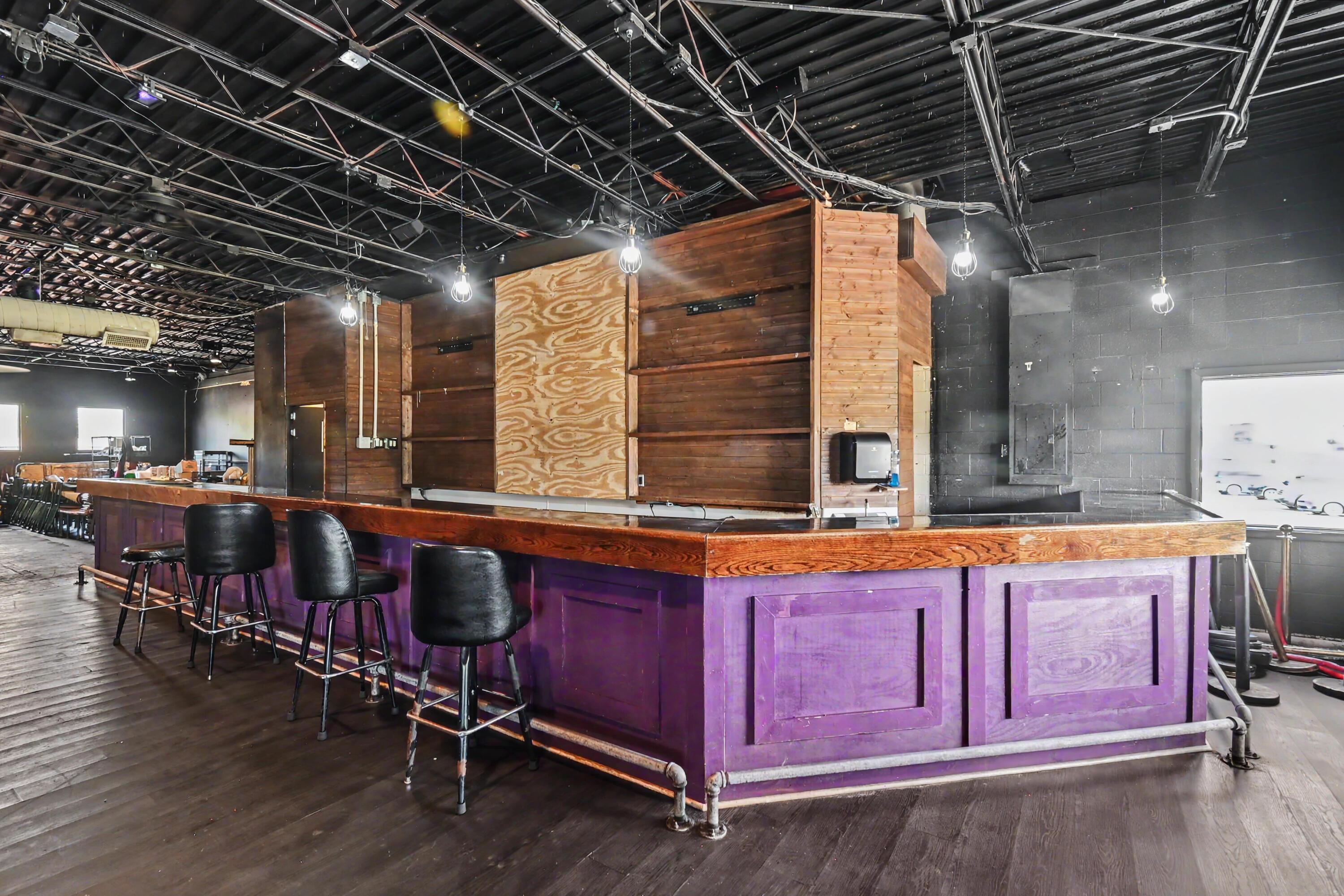 1400 W 4th Street