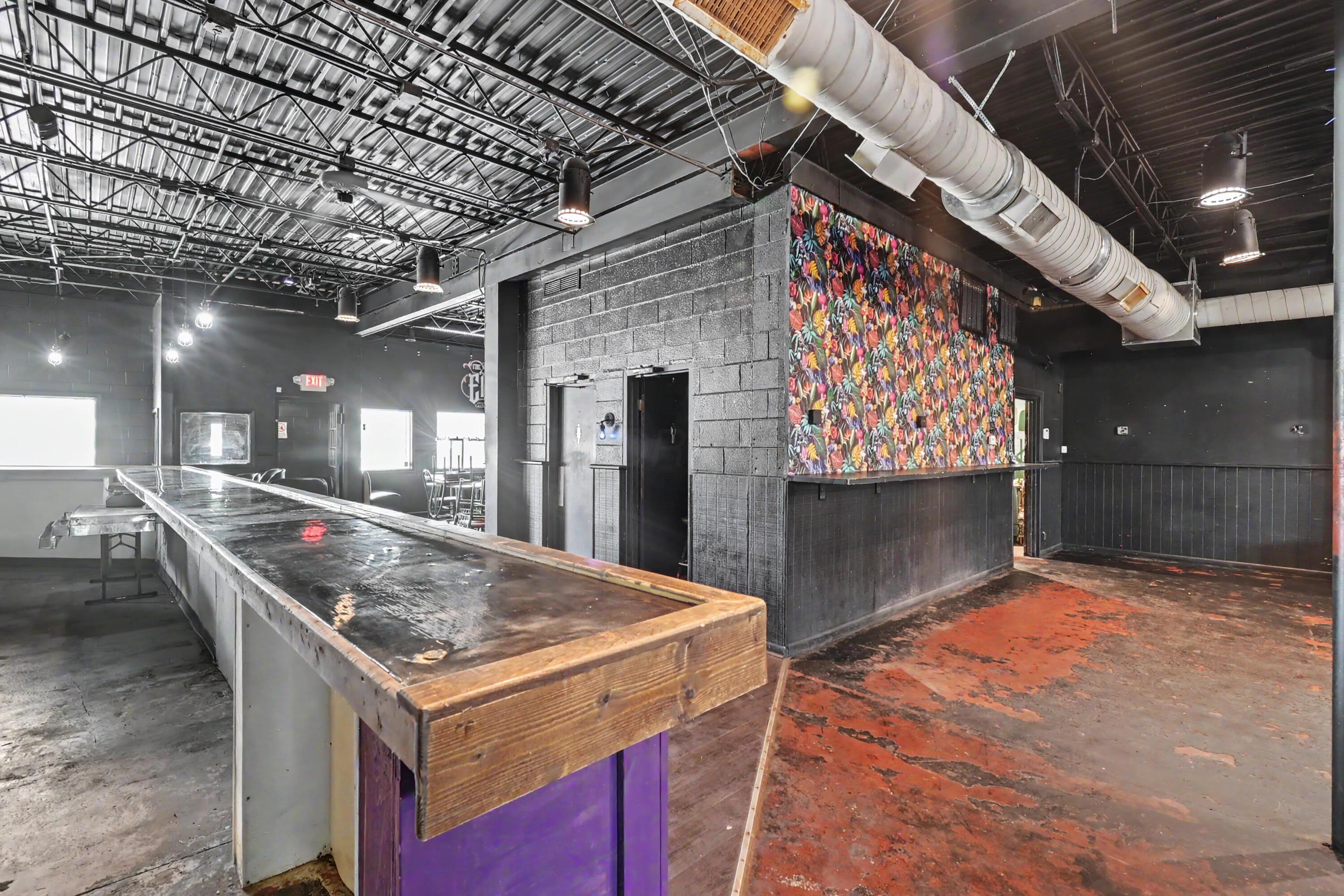 1400 W 4th Street