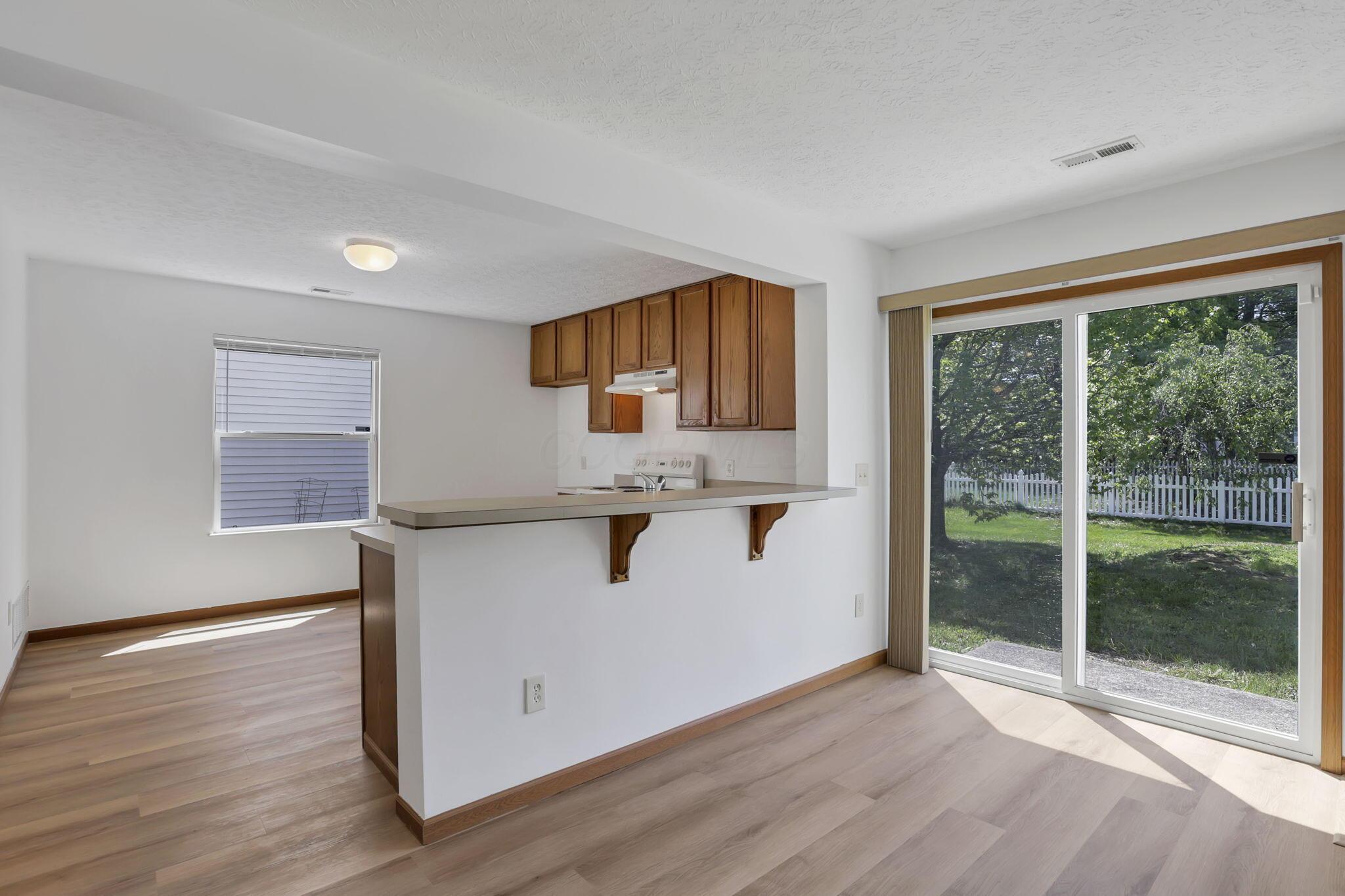 3625 Parker Knoll Lane, Columbus, Ohio image 9