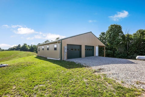 Homes For Sale - 4305 S State Route 555<br/> Morgan County, Chesterhill, OH 43728