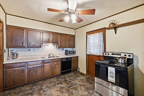 Tiny photo for 639 N Prospect Street, Marion, OH 43302 (MLS # 226012314)