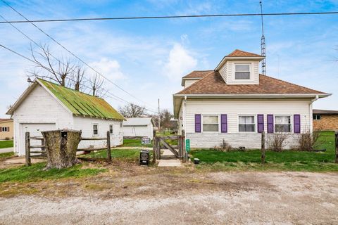 Photo of 7045 W Jefferson Kiousville Road, London, OH 43140 (MLS # 226008494)