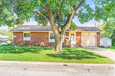 Photo of 1092 Havendale Drive, Columbus, OH 43220 (MLS # 226036871)