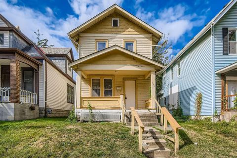 Photo of 151 S Eureka Avenue, Columbus, OH 43204 (MLS # 226001320)