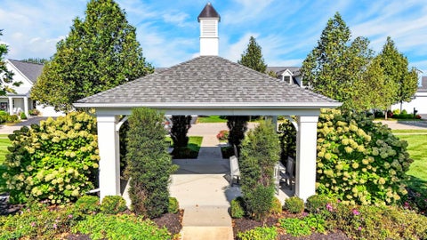 Tiny photo for 7070 Inchcape Lane 3 #3, Dublin, OH 43016 (MLS # 226035308)