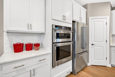 Tiny photo for 7070 Inchcape Lane 3 #3, Dublin, OH 43016 (MLS # 226035308)