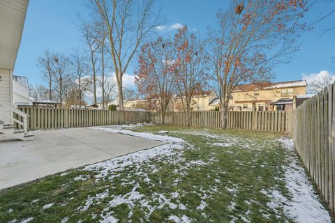 Tiny photo for 919 White Oak Court, Marysville, OH 43040 (MLS # 225045258)