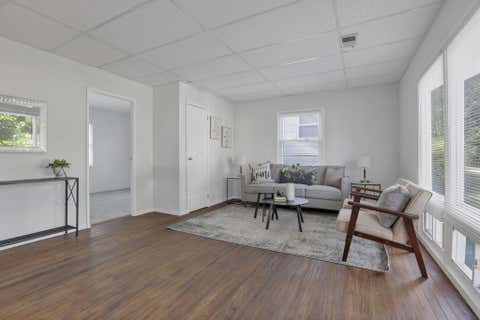 Featured picture for the property 224030545