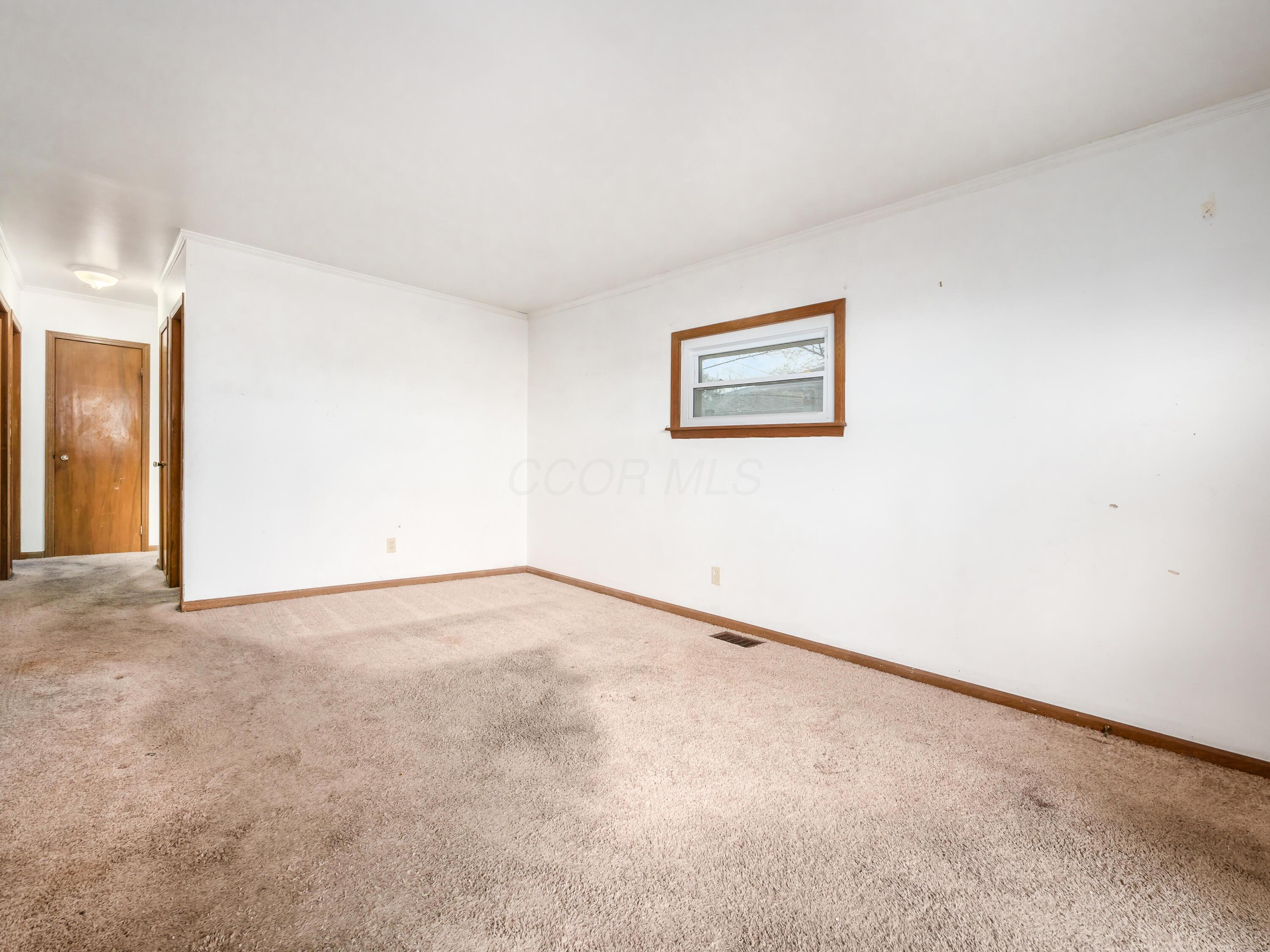 936 Elaine Road, Columbus, Ohio image 3