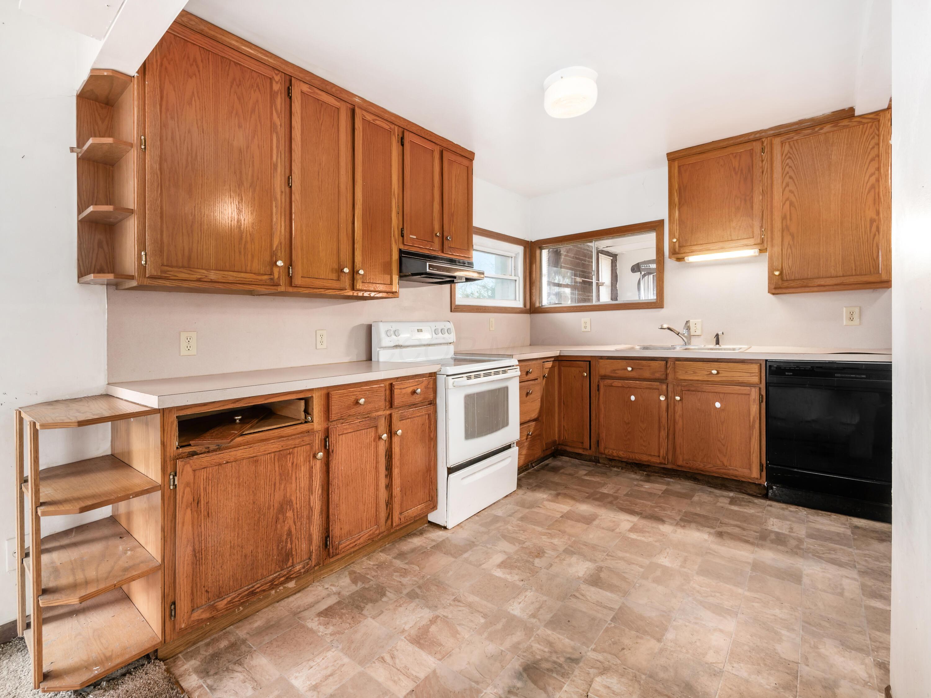 936 Elaine Road, Columbus, Ohio image 5