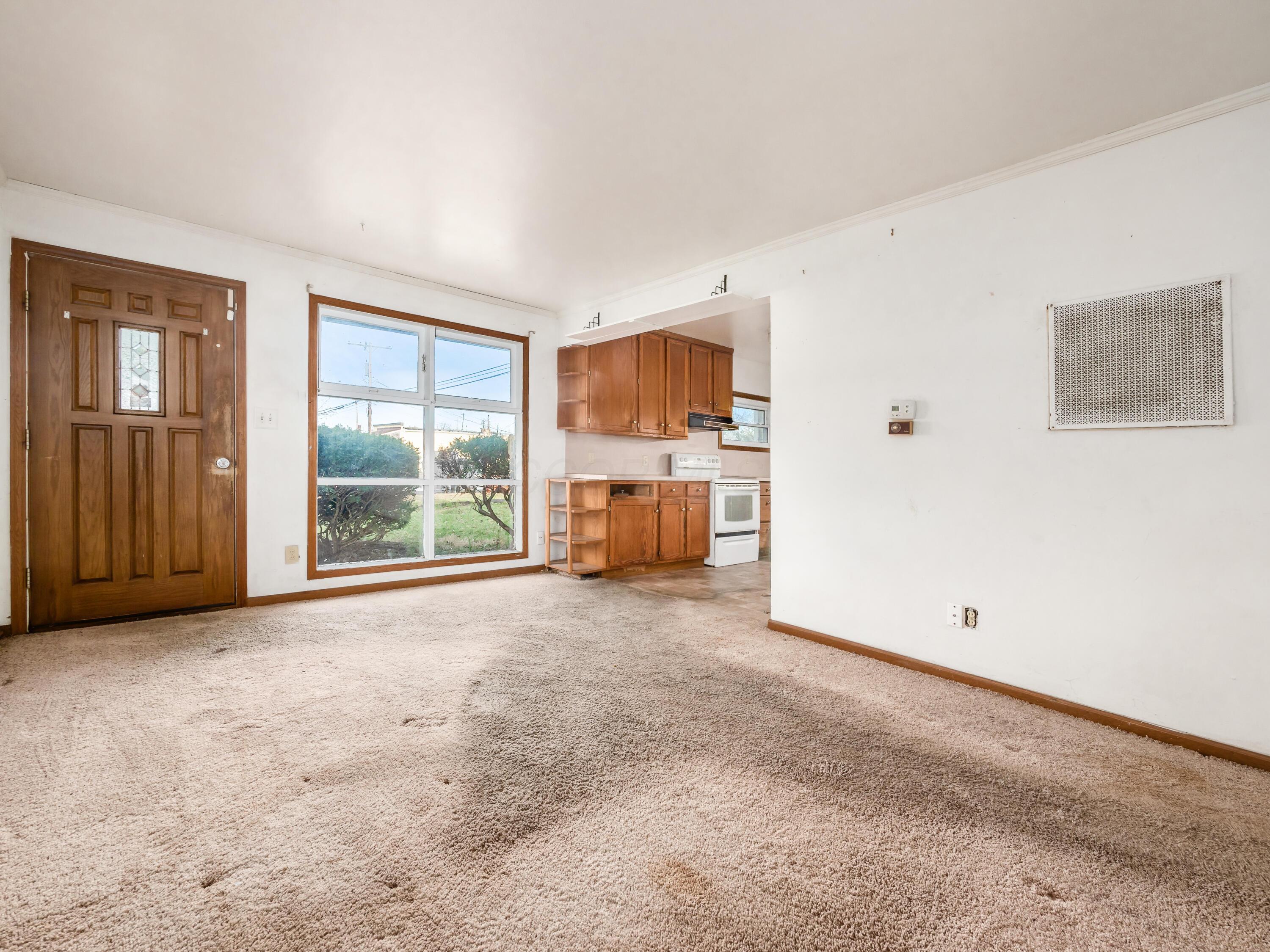 936 Elaine Road, Columbus, Ohio image 4