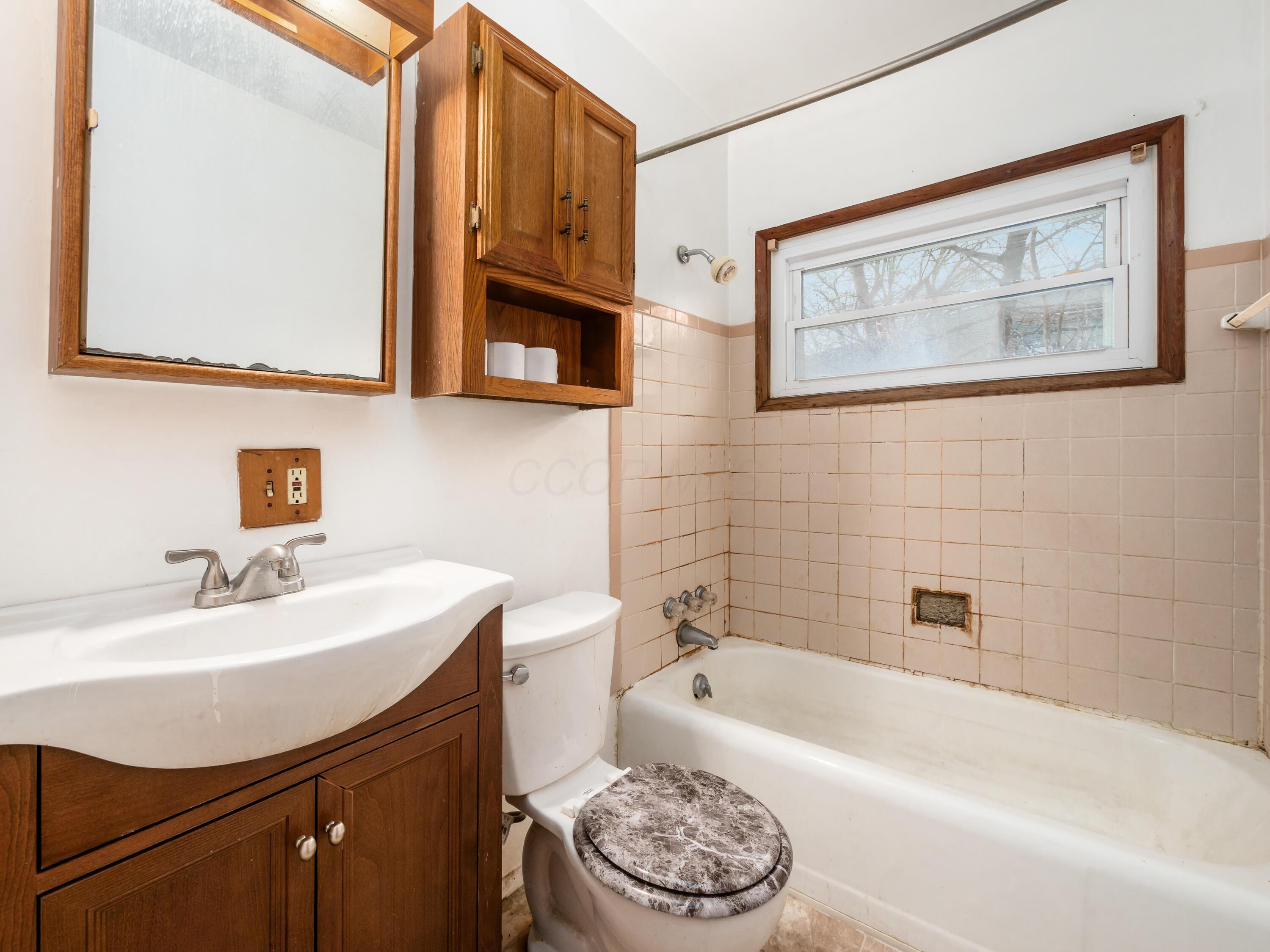936 Elaine Road, Columbus, Ohio image 12