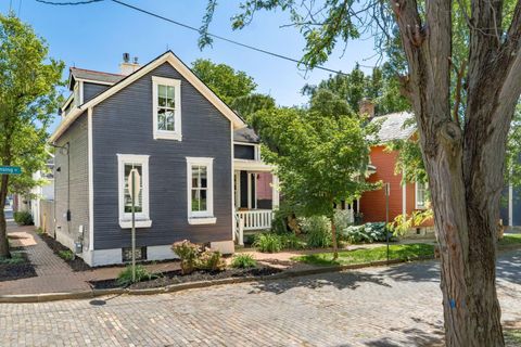 Photo of 261 Lansing Street, Columbus, OH 43206 (MLS # 226017848)