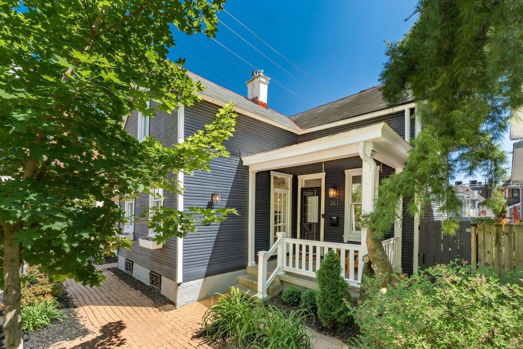Photo of 261 Lansing Street, Columbus, OH 43206 (MLS # 226017848)