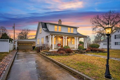 Photo of 121 N David Avenue, Jackson, OH 45640 (MLS # 226006296)