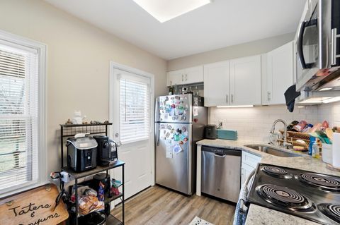 Tiny photo for 1845 Hess Boulevard, Columbus, OH 43212 (MLS # 226006954)