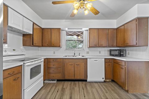 Tiny photo for 27 Tanglewood Drive, Delaware, OH 43015 (MLS # 225045480)