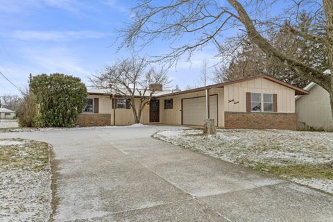 Photo of 27 Tanglewood Drive, Delaware, OH 43015 (MLS # 225045480)