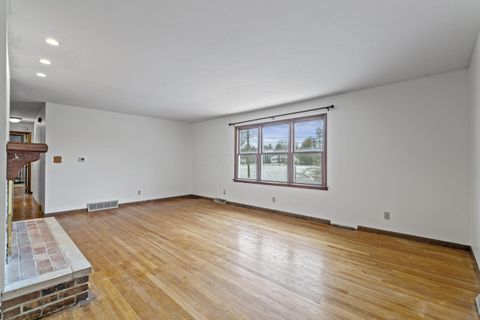 Tiny photo for 27 Tanglewood Drive, Delaware, OH 43015 (MLS # 225045480)