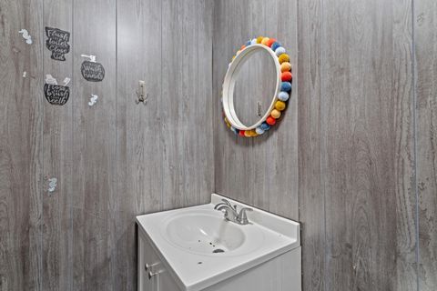 Tiny photo for 27 Tanglewood Drive, Delaware, OH 43015 (MLS # 225045480)