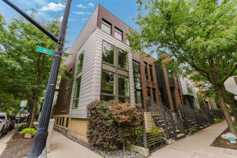 Photo of 49 N 5th Street TH14 #TH14, Columbus, OH 43215 (MLS # 226031646)
