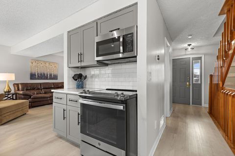 Tiny photo for 2928 Culver Drive, Hilliard, OH 43026 (MLS # 226006142)