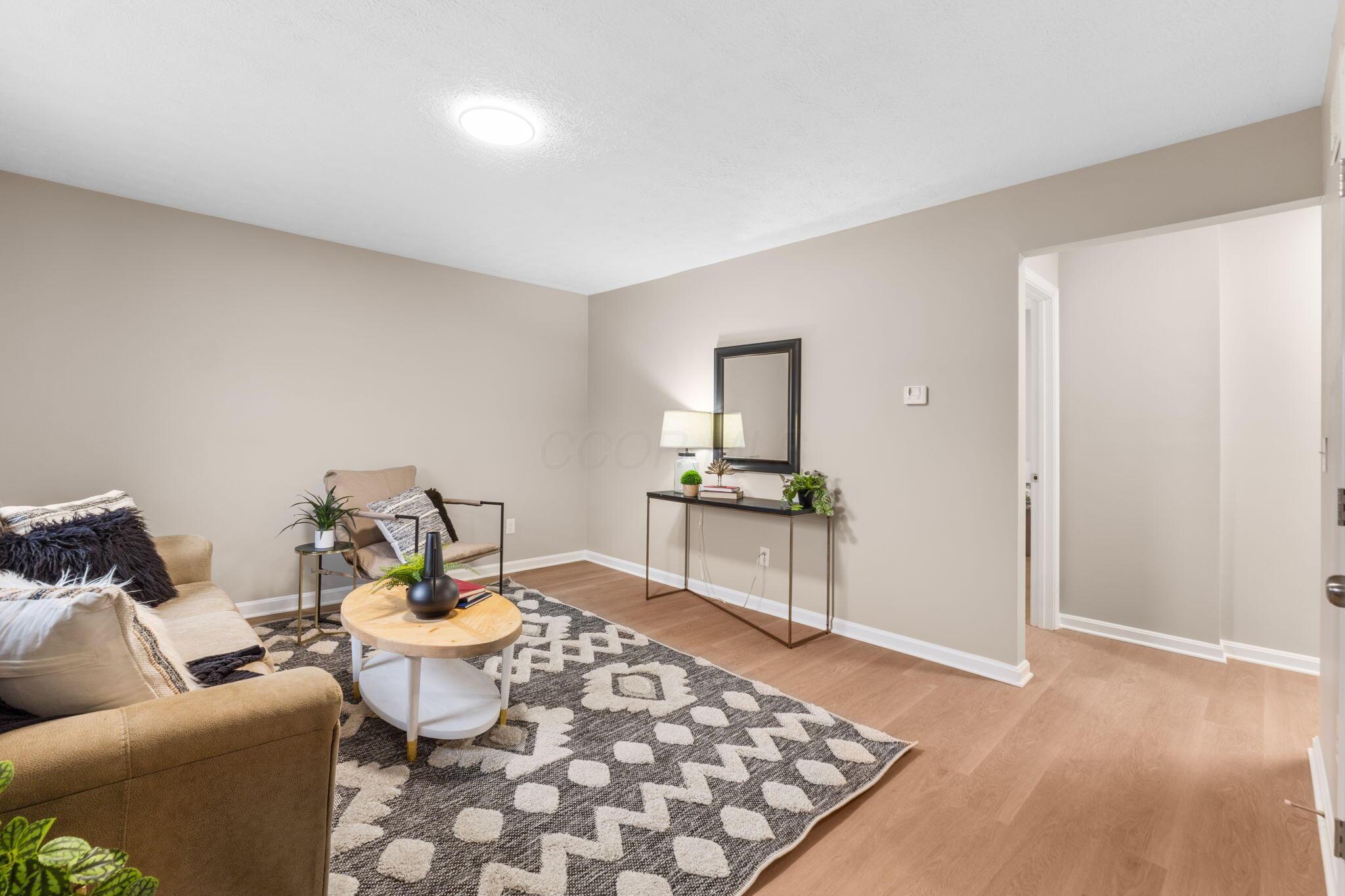 2350 Nedra Street, Grove City, Ohio image 4