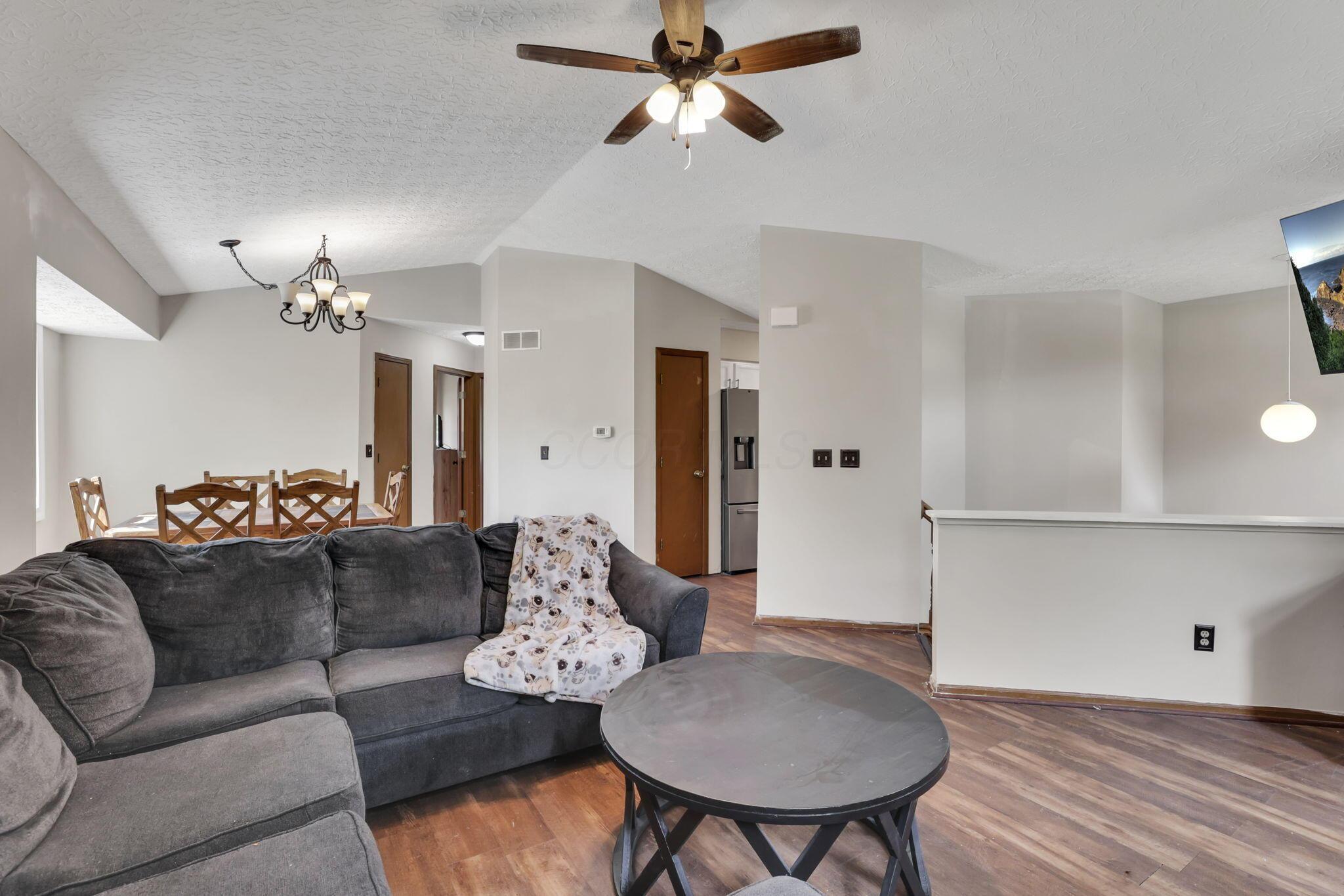 7170 Daugherty Drive, Reynoldsburg, Ohio image 9