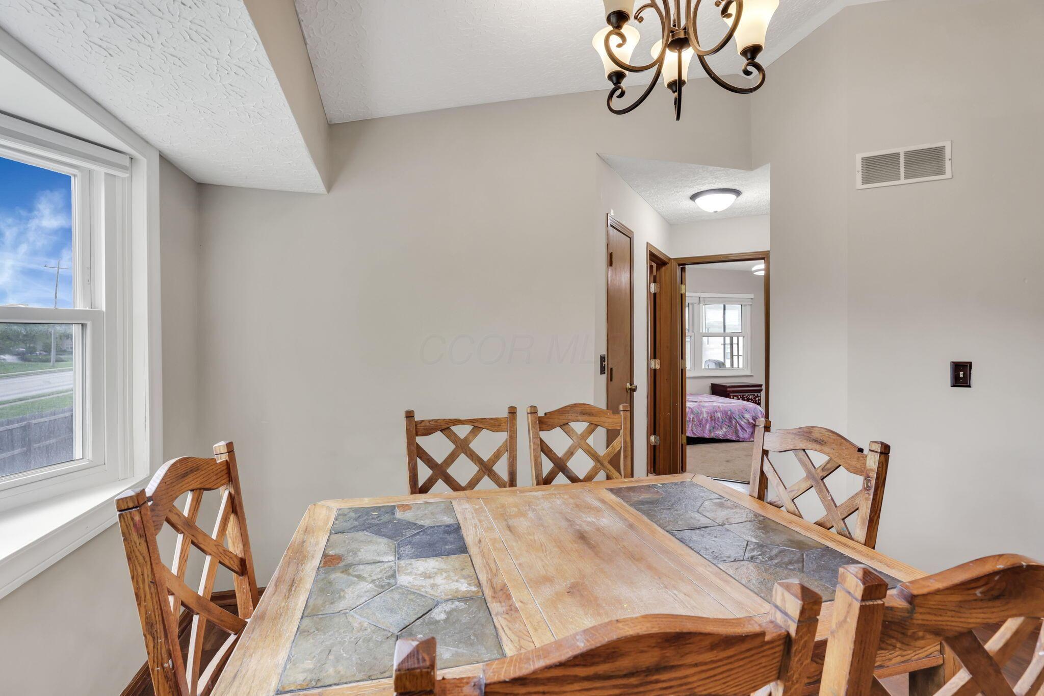 7170 Daugherty Drive, Reynoldsburg, Ohio image 12